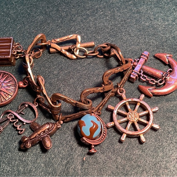 Unique bracelet - Picture 2 of 8